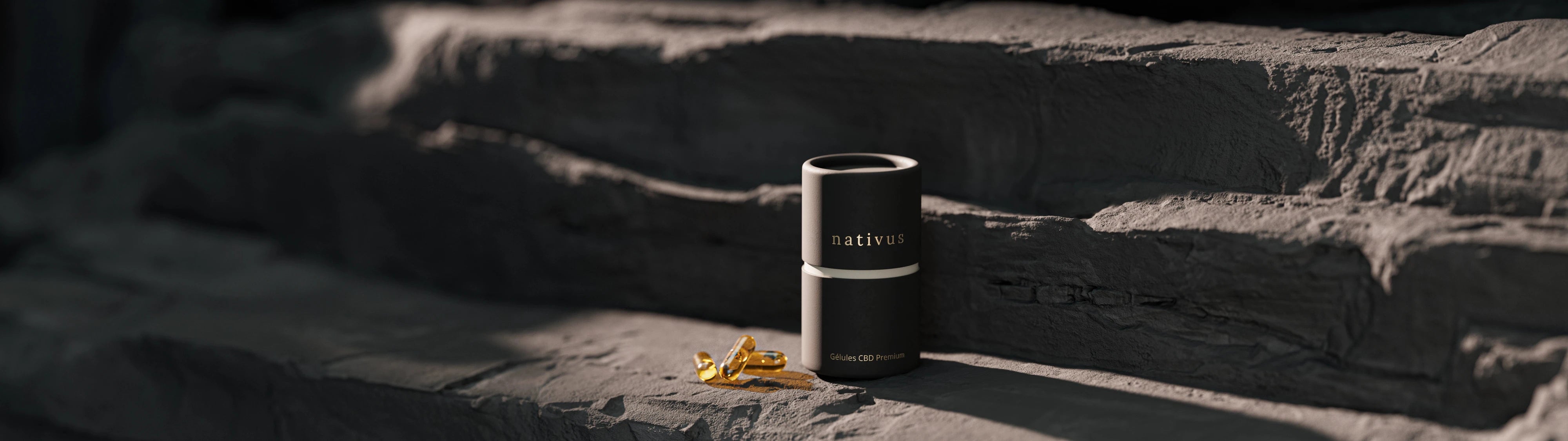 Gélules CBD Bio Premium Nativus, fond sombre, qualité